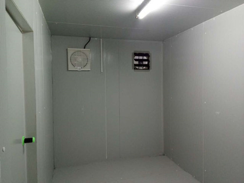 餐飲酒店冷庫建設(shè)。